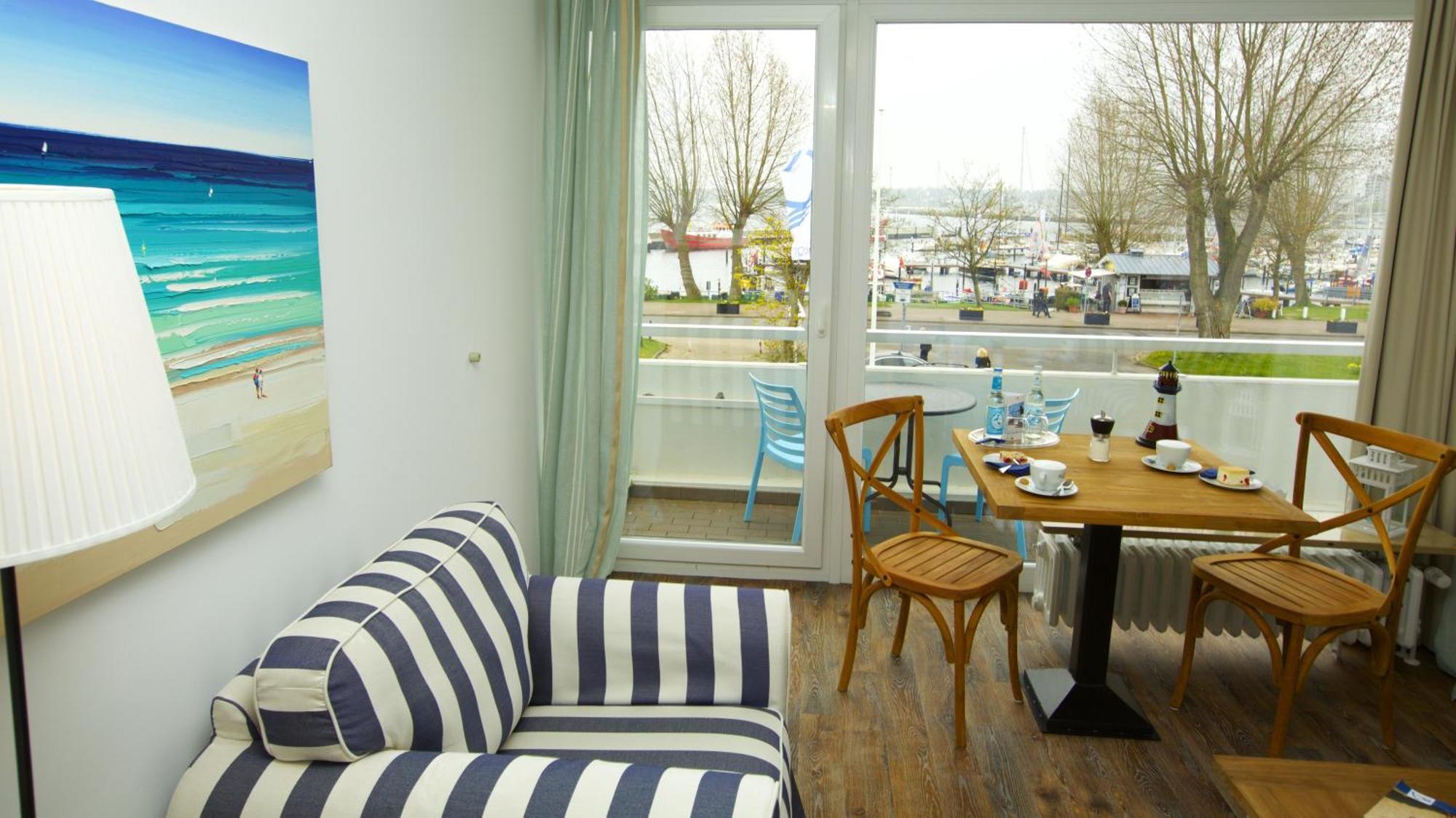 Acqua Strande Yachthotel & Restaurant Room photo